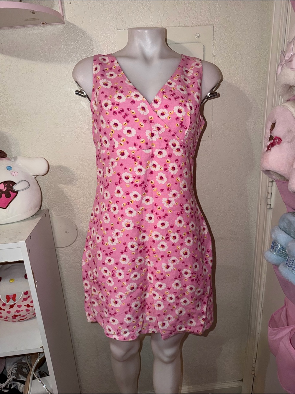 Basic Editions Pink Floral Sleeveless V-Neck Dress